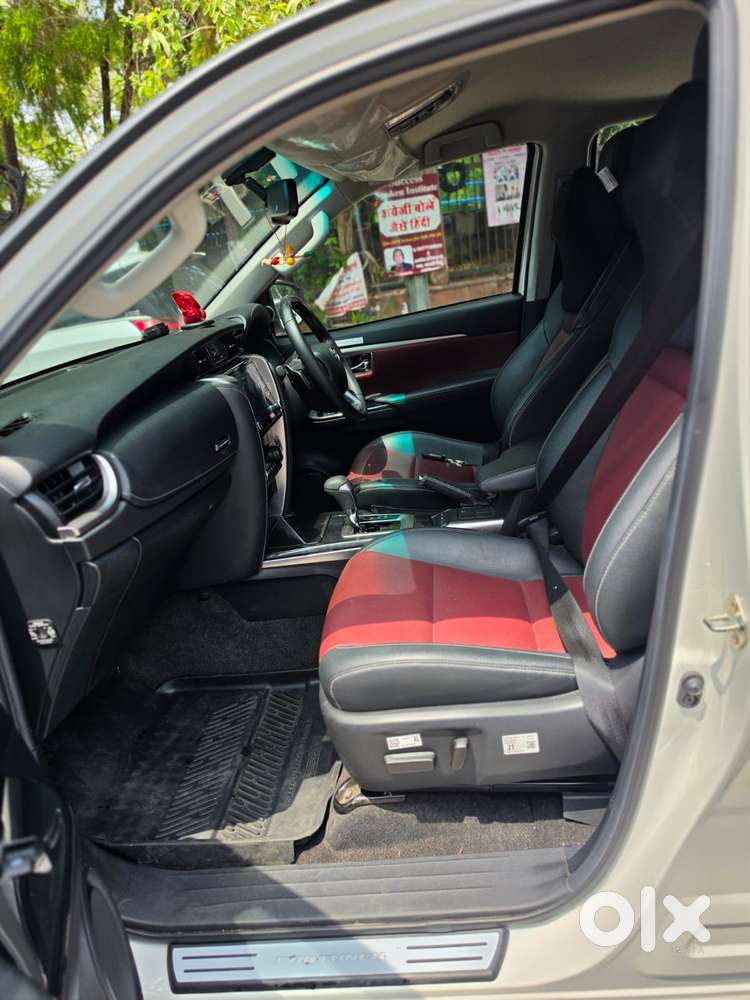 Toyota Fortuner Legender 4x2 At 2.8, 2025, Diesel