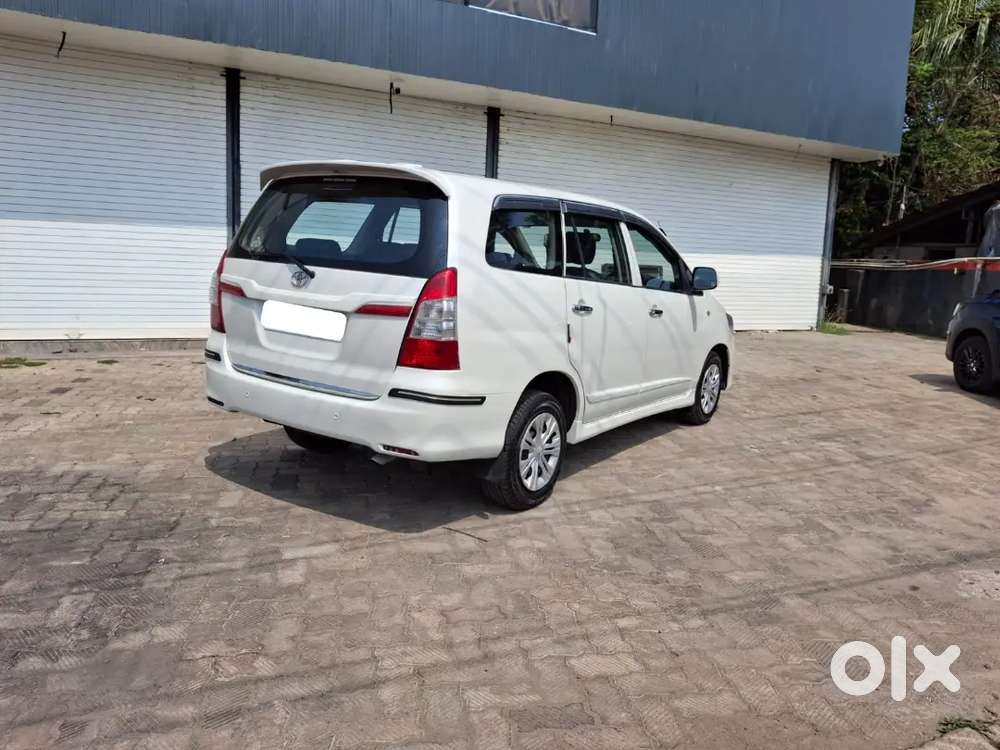 Toyota Innova 2015 Model 2016 Registration Diesel 139345 Km Driven