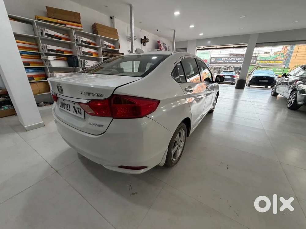 Honda City 1.5 V 4th Gen I-vtec Mt, 2016, Petrol