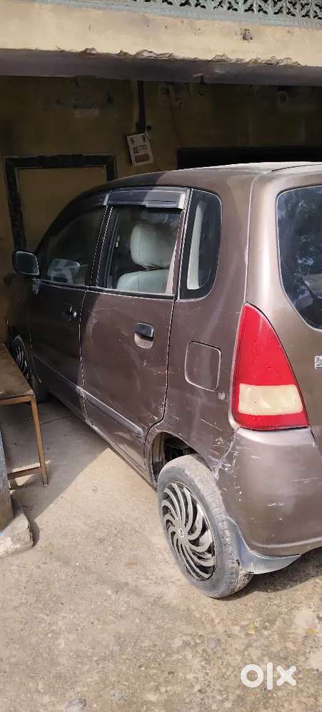 Maruti Suzuki Estilo Lxi 2010