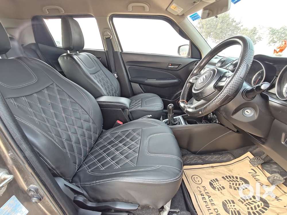 Maruti Suzuki Swift Vxi + Manual, 2022, Petrol