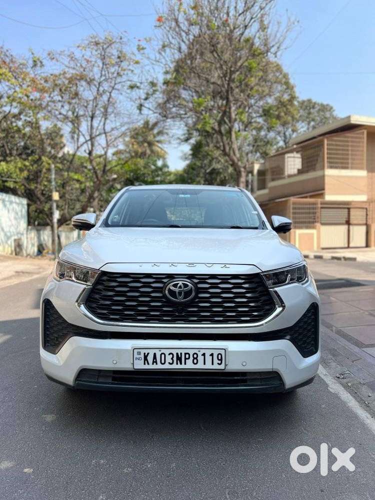 Toyota Innova Hycross 2.0 Vx Hybrid 7 Str, 2023, Petrol
