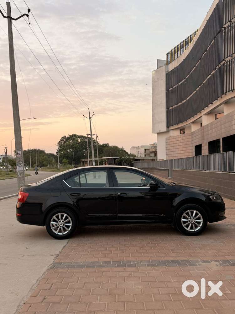 Skoda Octavia 2.0 Tdi At Style Plus, 2017, Diesel
