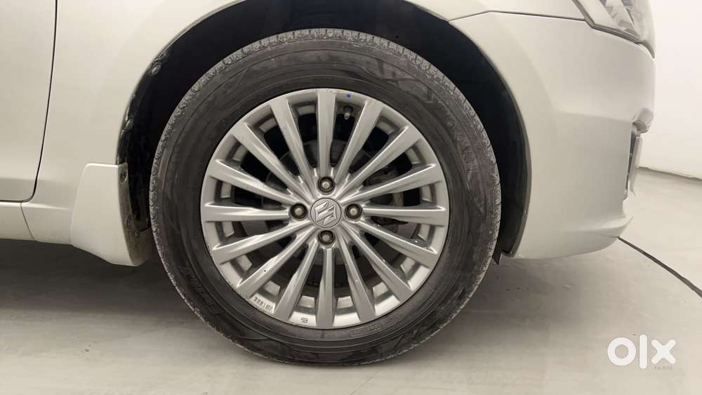 Maruti Suzuki Ciaz 2014-2017 At Zxi, 2016, Petrol