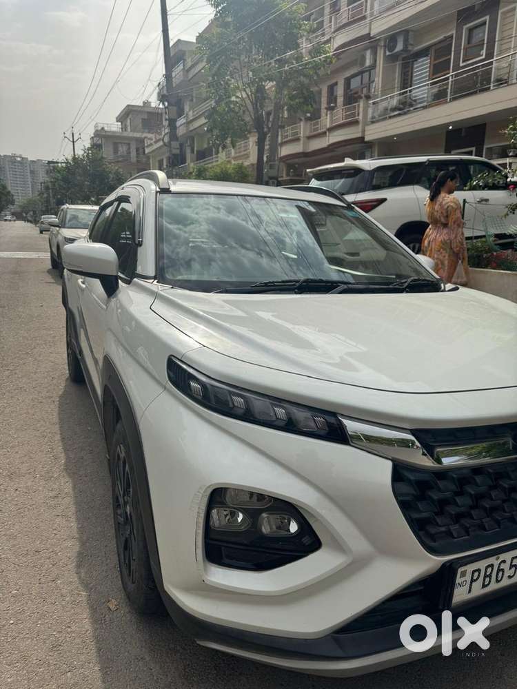 Maruti Suzuki Fronx 2025 Petrol Well Maintained
