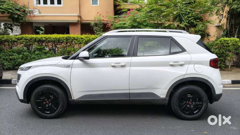 Hyundai Venue S Mt 1.2 Kappa, 2019, Petrol