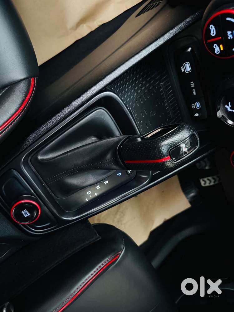 Hyundai Venue N Line 1.0 N8 Turbo Dct, 2024, Petrol