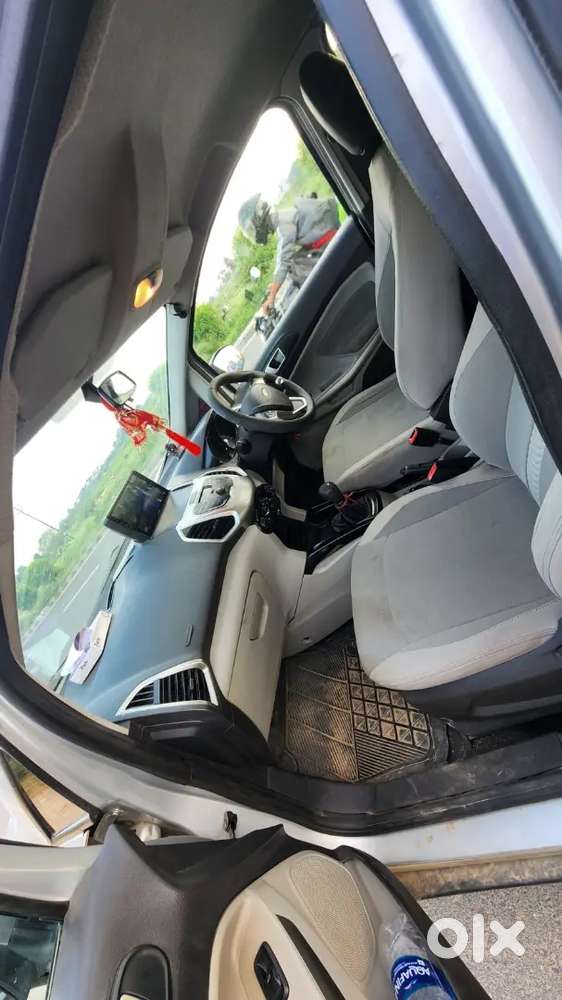 Ford Ecosport Petrol Manual 2014 Titanium