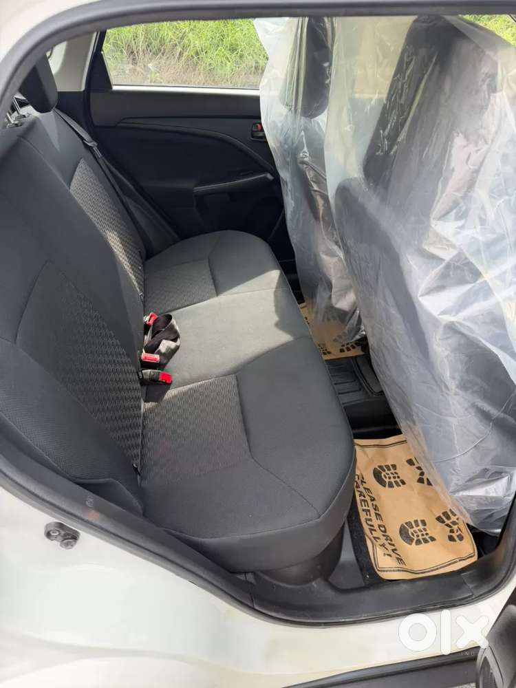Maruti Suzuki Brezza Vxi At, 2024, Petrol