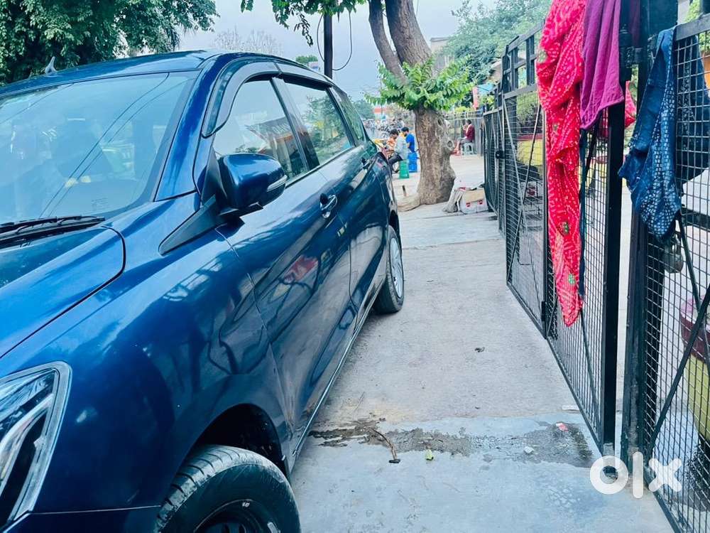 Maruti Suzuki Ertiga 2020 Smart Hybrid Petrol 70000 Km Driven