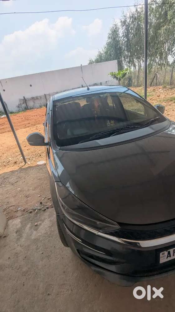 Tata Tiago Car Good Chill Ac 2 Keys Single Driving Good Condition