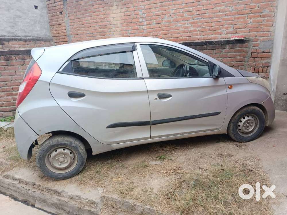 Hyundai Eon 2012 Petrol 800000 Km Driven