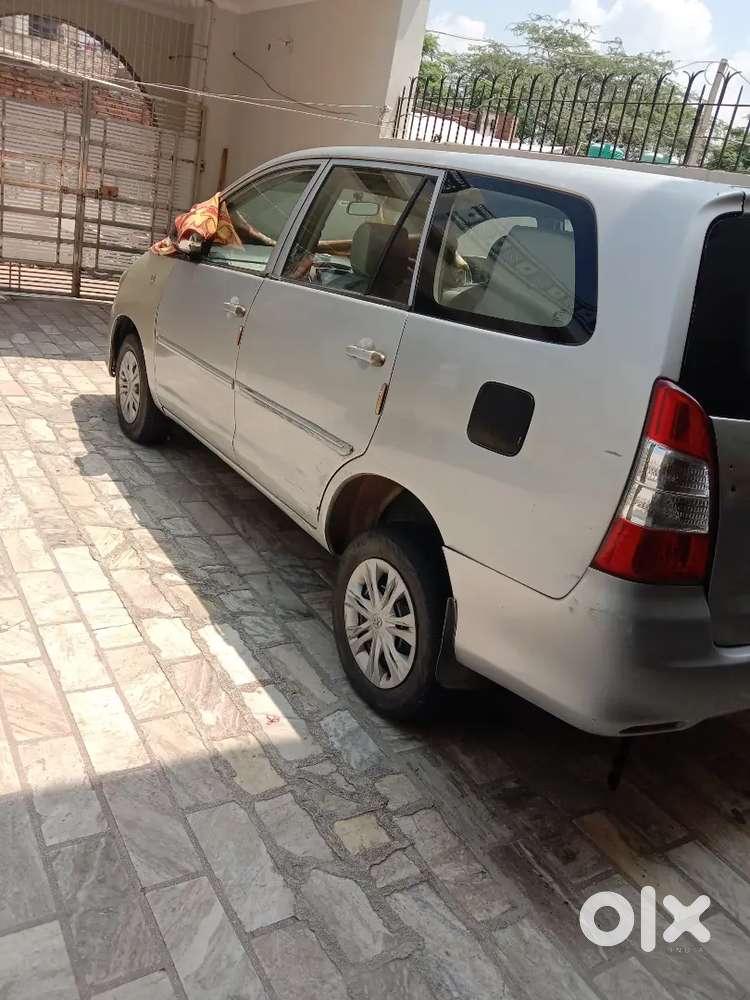 Toyota Innova 2.5 Gx 2011