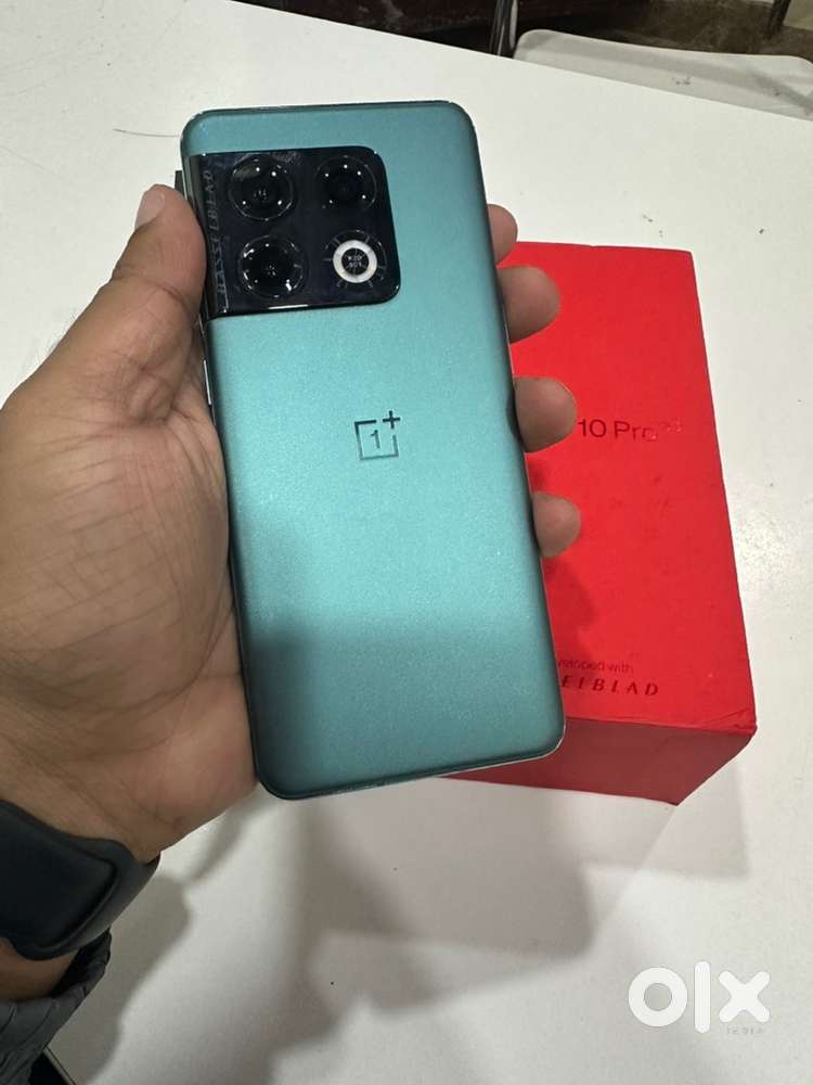 Oneplus 10 pro 8/128gb with box and charger in brand new