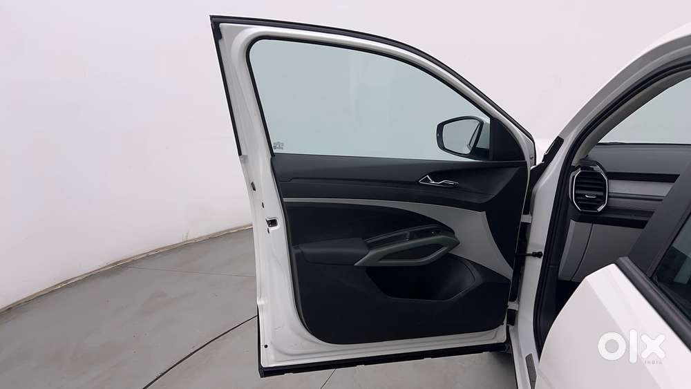 Skoda Kylaq Prestige, 2026, Petrol