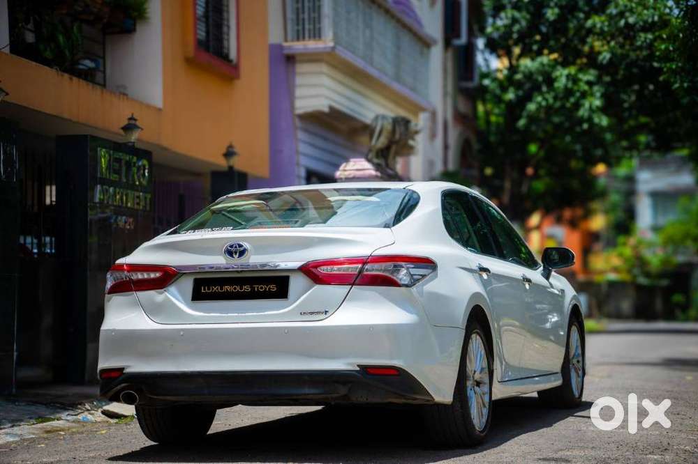 Toyota Camry 2.5 Hybrid, 2020, Petrol