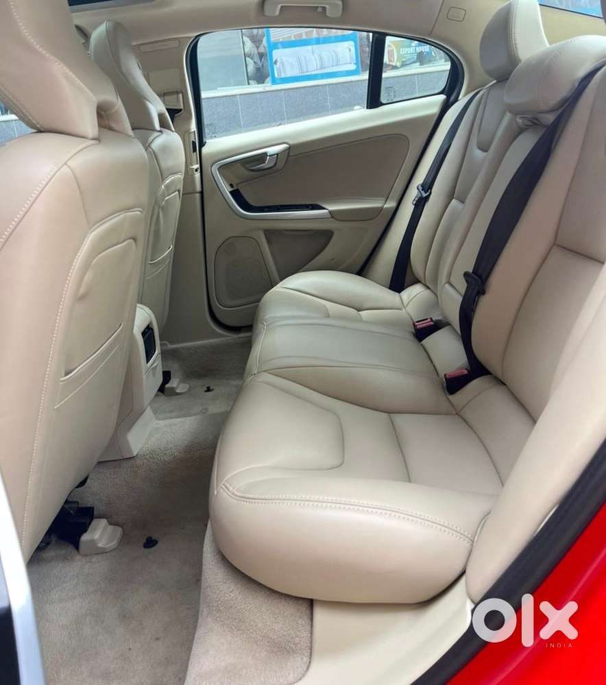 Volvo S60 D5 Inscription, 2016, Diesel