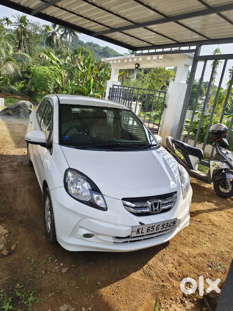 Honda Amaze 1.2l 2015 Second-owner Car