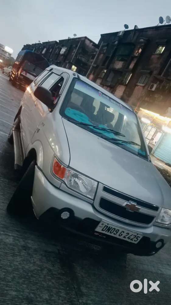 Chevrolet Tavera Neo 2012