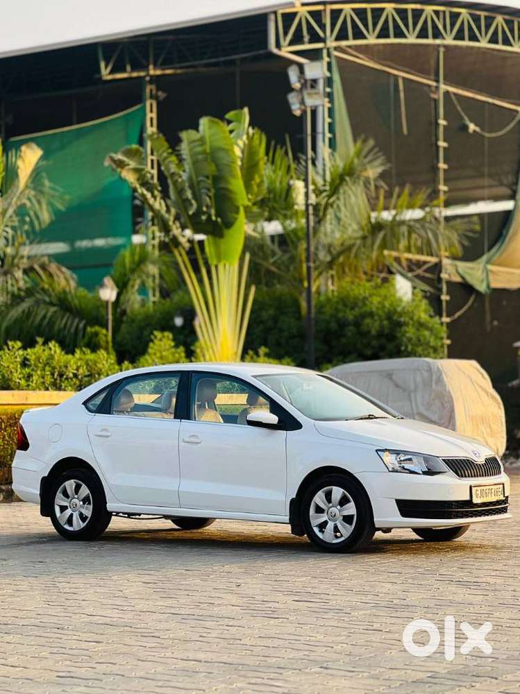 Skoda Rapid 1.0 Tsi Active, 2021, Petrol