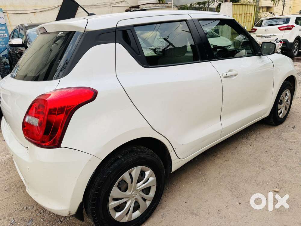 Maruti Suzuki Swift Vxi Ags, 2019, Petrol