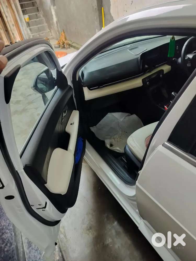 Hyundai Verna Sx Petrol 2025