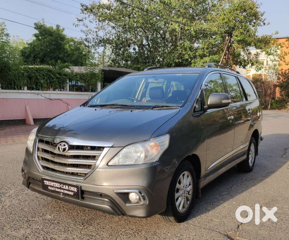 Toyota Innova 2.5 V 8 Str, 2014, Diesel