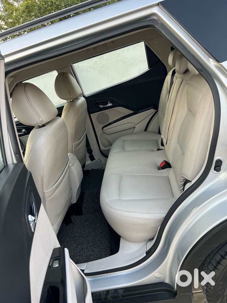 Mahindra Xuv300 W8 Diesel, 2021, Diesel