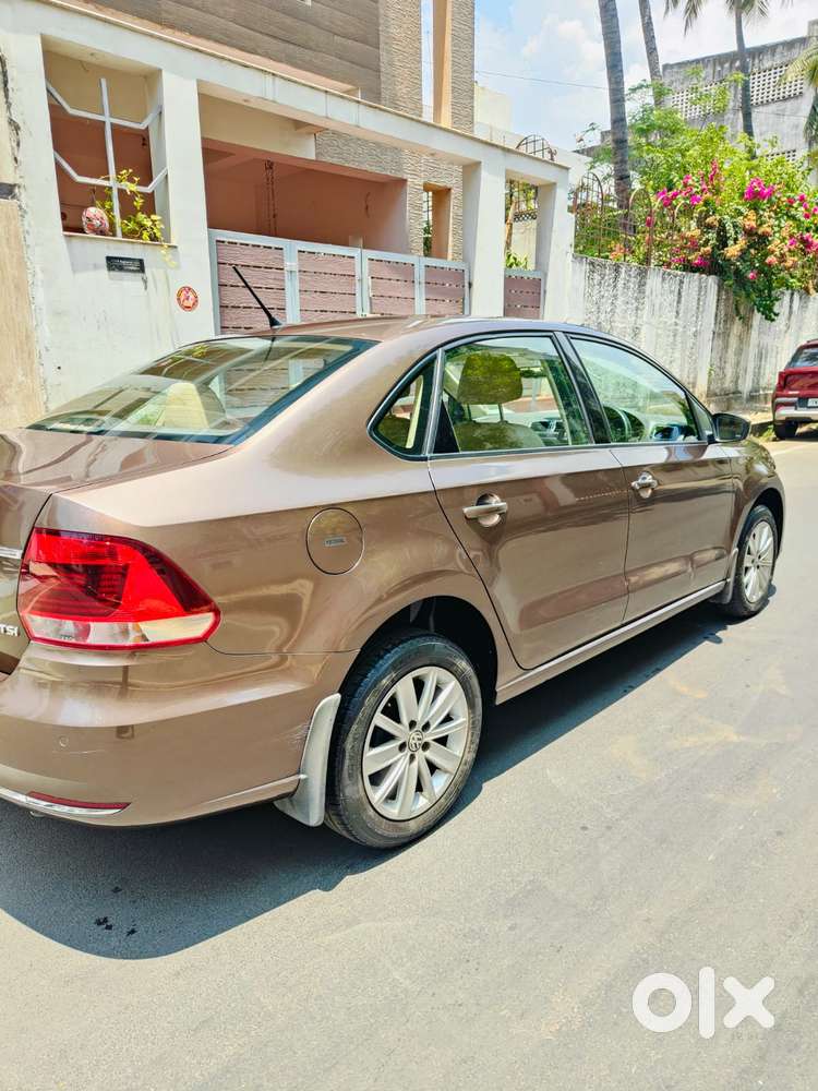 Volkswagen Vento 1.2 Tsi Highline Plus At, 2016, Petrol