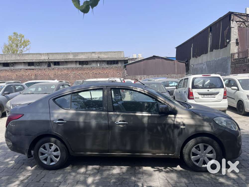 Nissan Sunny Petrol Special Edition, 2012, Petrol