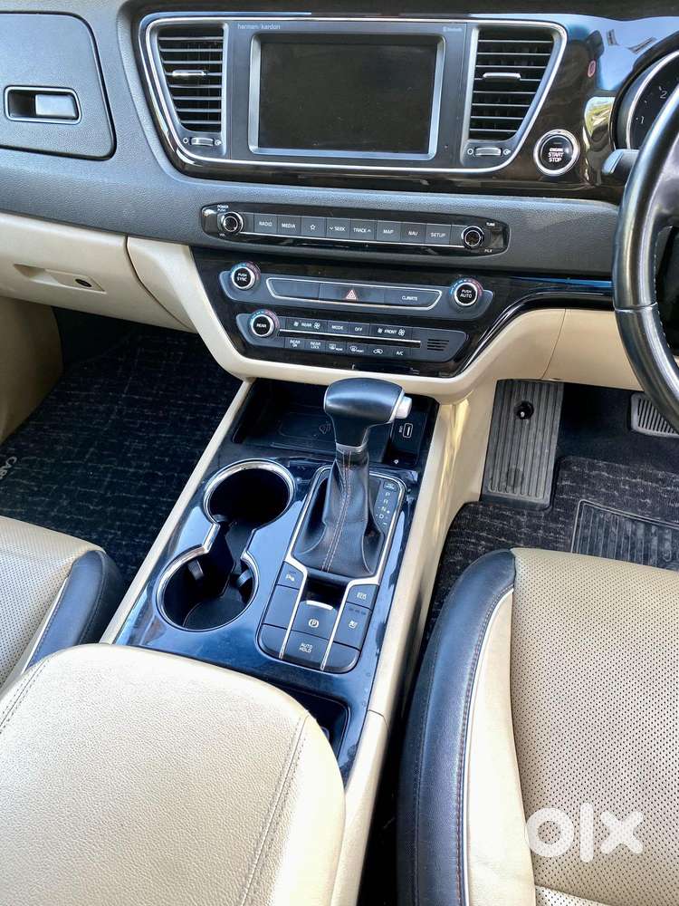 Kia Carnival Limousine, 2023, Diesel