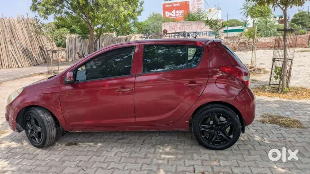 12 Model 3rd Owner Petrol Cng Sports