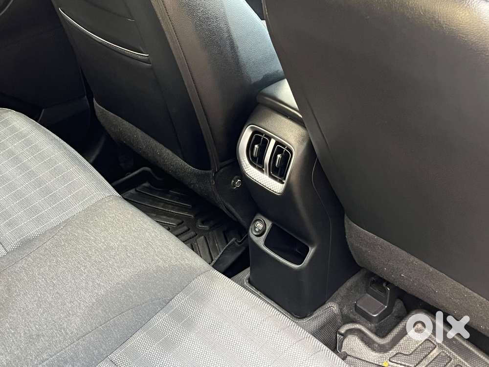 Kia Sonet Htk Plus Turbo Dct, 2021, Petrol