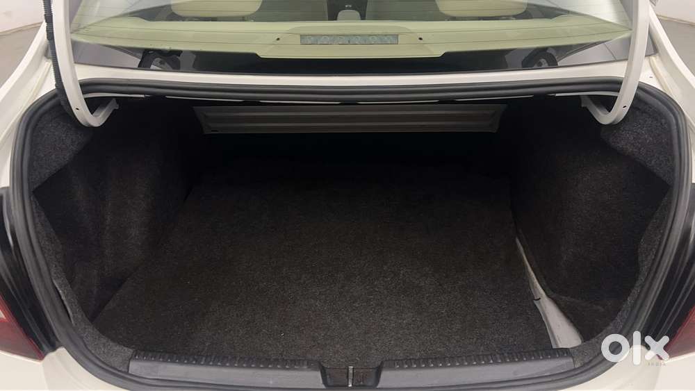 Skoda Rapid 1.0 Style At, 2020, Petrol