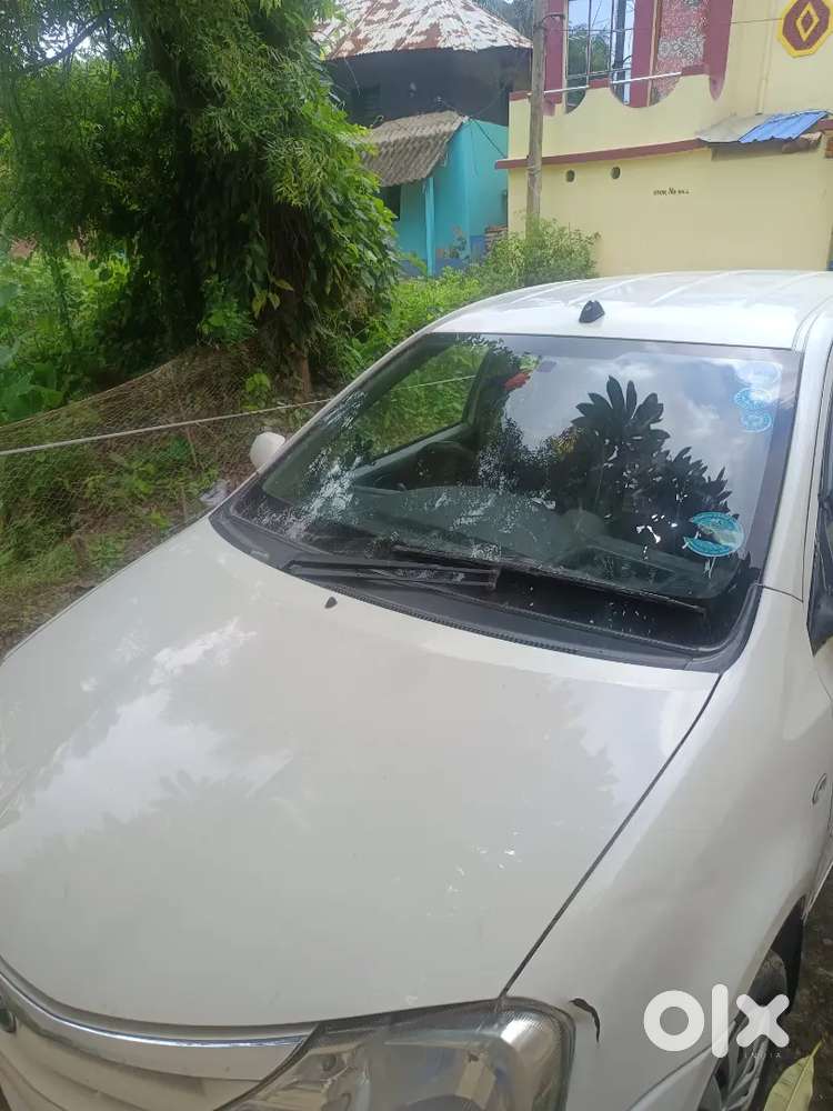 Toyota Etios Petrol 2011