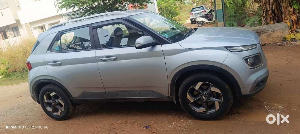 Hyundai Venue Sx (o) Mt 1.5 Diesel, 2020, Diesel