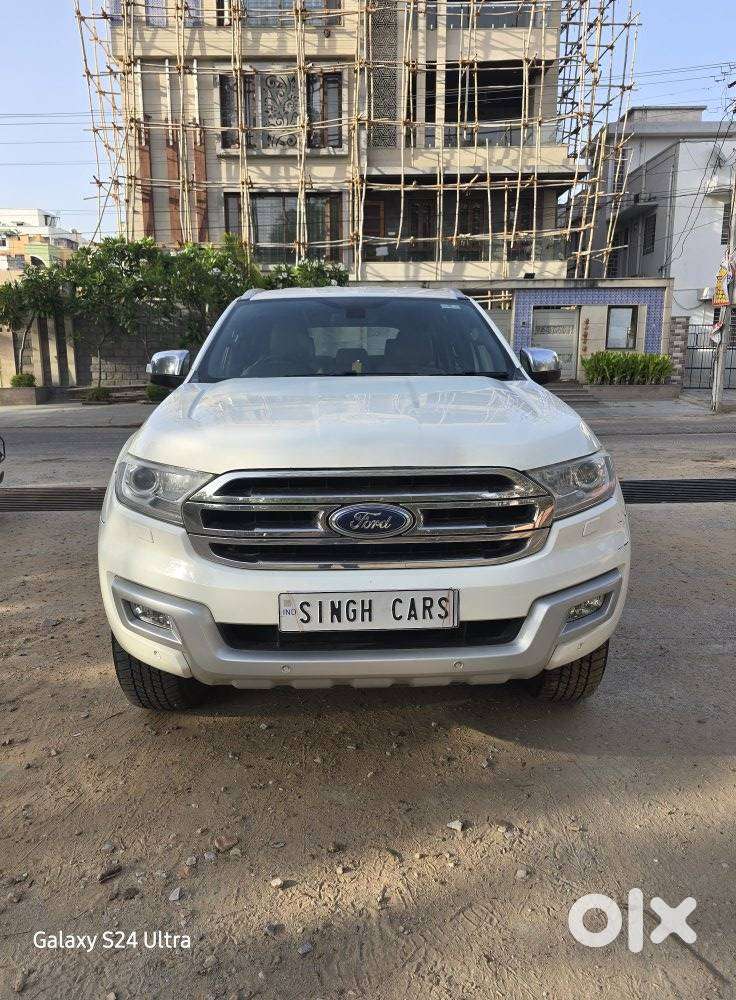 Ford Endeavour 2.2 Titanium At 4x2, 2016, Diesel