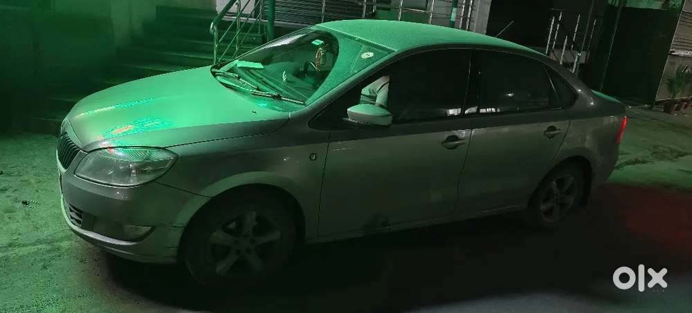 Skoda Rapid 2013 December Tdi Alloy Wheels