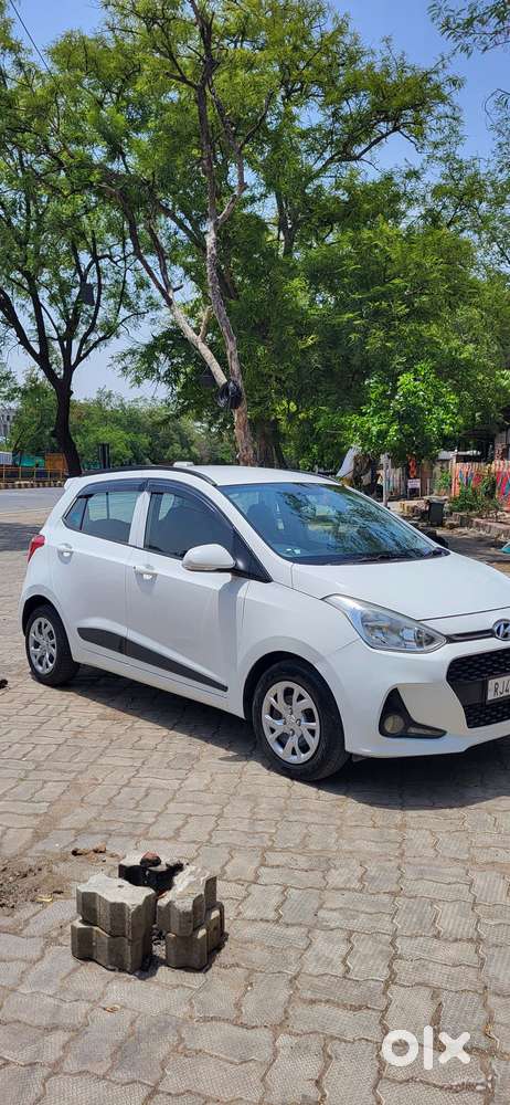 Hyundai Grand I10 Sportz, 2019, Petrol