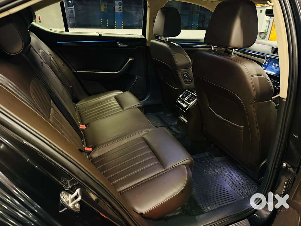 Skoda Superb 2.0 Tsi At L&k, 2019, Petrol