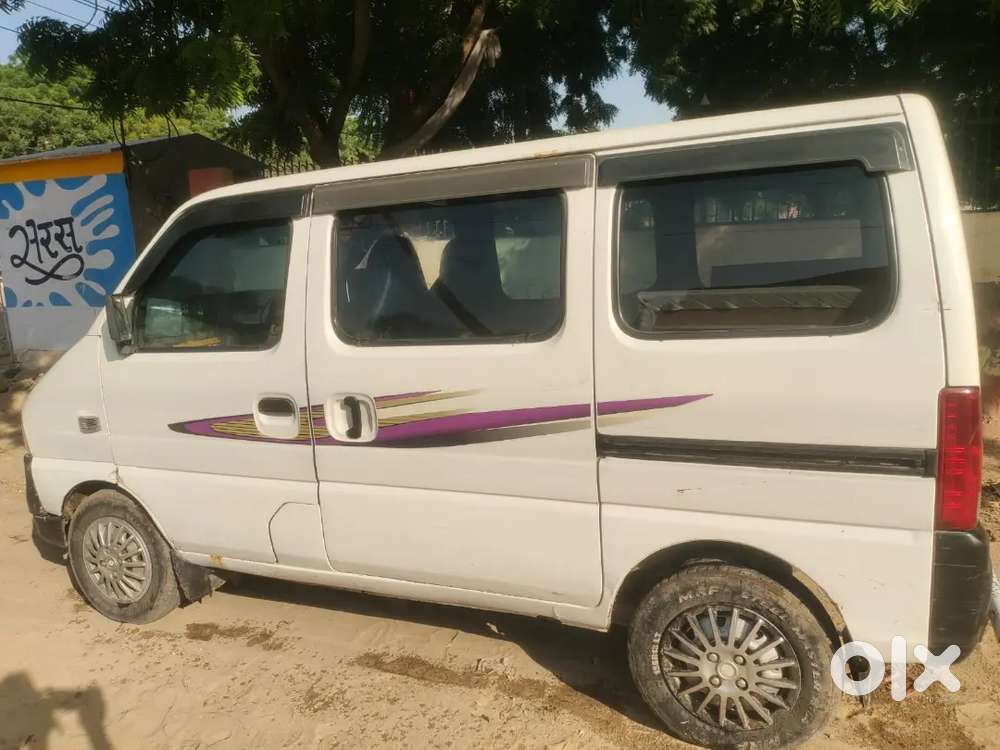 Maruti Suzuki Eeco 5 Str 2012