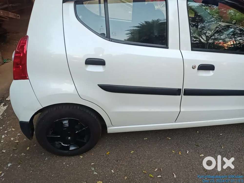Maruti Suzuki Family Owned Car With First Owner Intact