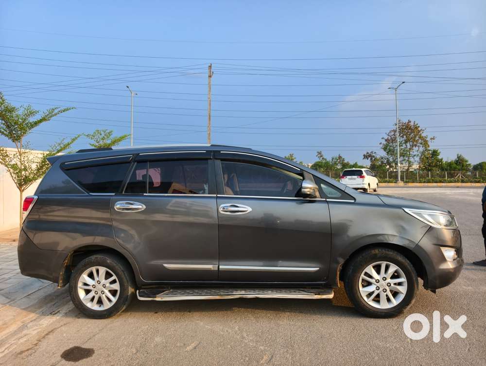 Toyota Innova Crysta 2.4 G Mt 8s, 2020, Diesel