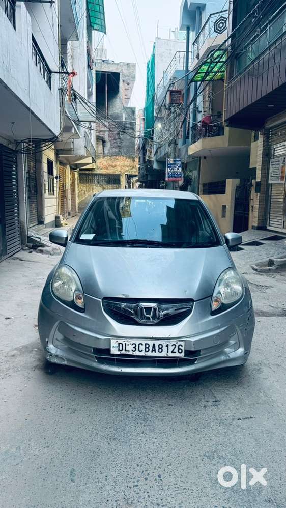 Honda Brio Mt Petrol 2013