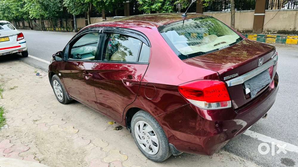 Honda Amaze Petrol 2014