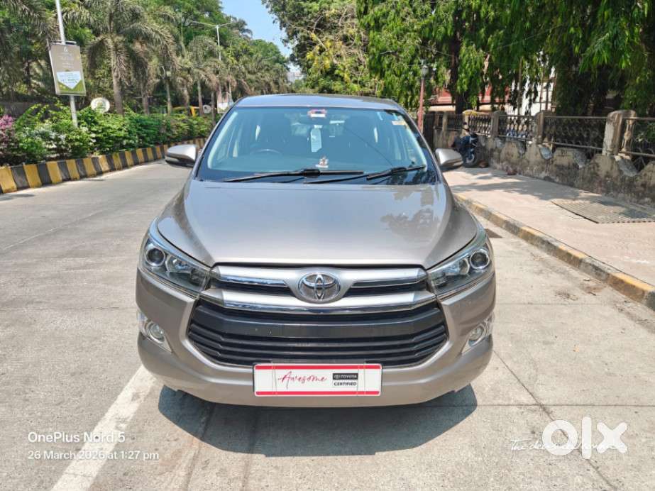 Toyota Innova Crysta 2.4 V 8 Str, 2017, Diesel