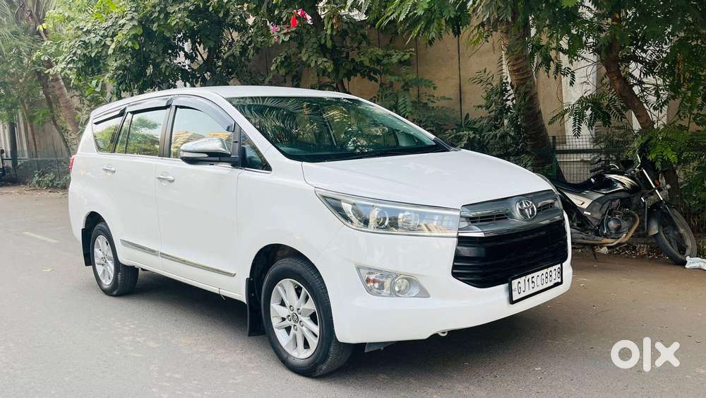 Toyota Innova Crysta 2.8z Automatic, 2017, Diesel