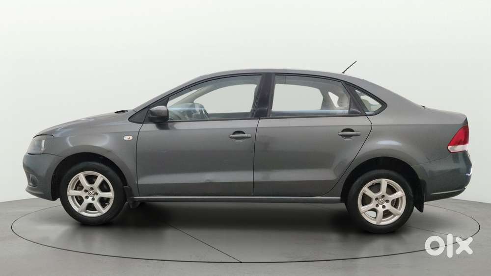 Volkswagen Vento 2010-2013 Petrol Highline, 2013, Petrol