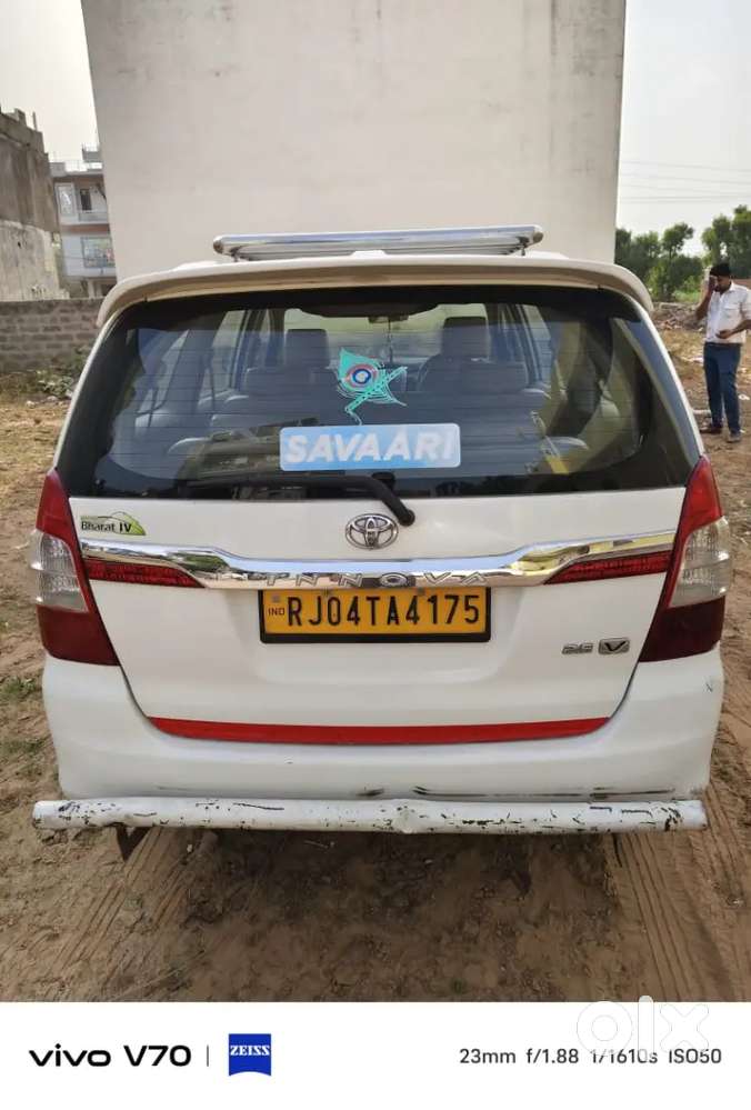 Toyota Innova 2013 Diesel 367303 Km Driven