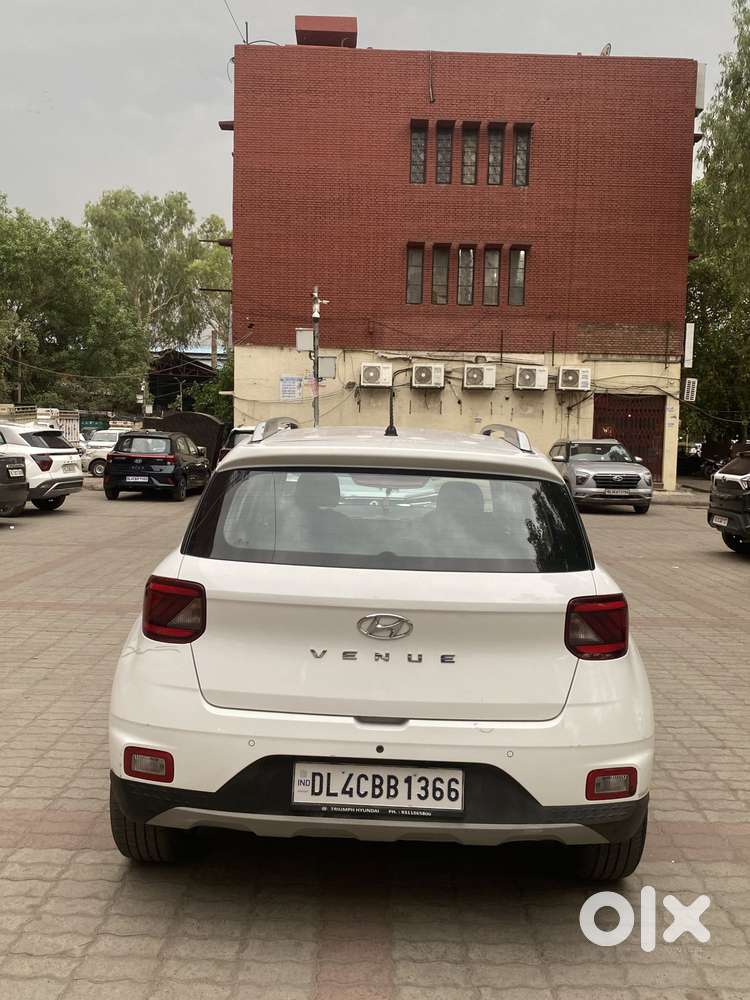 Hyundai Venue S 1.2 Petrol, 2022, Petrol